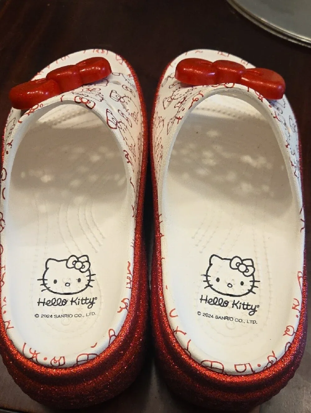 Crocs X Hello Kitty Stomp Slides Size 8 Women.
